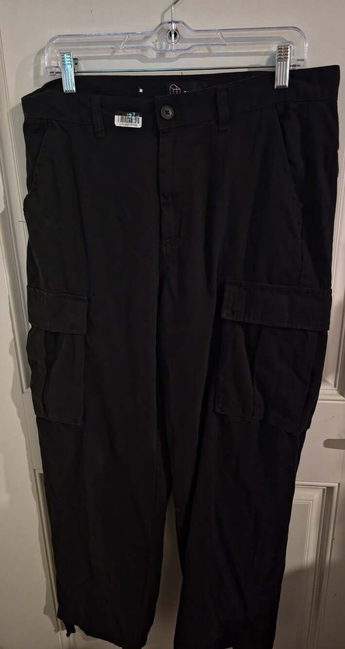 NWOT Original Use Cargo Pants 32WX30L Black